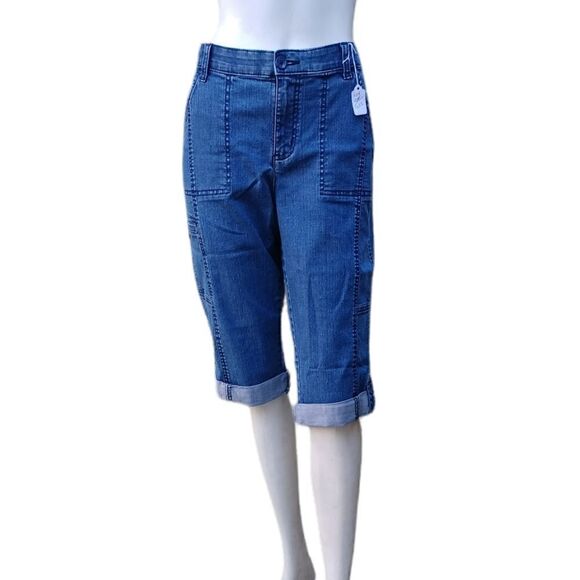 122213...  .Lee Crop Jeans Size 12M, W30" 14"Inseam 10"Inseam Cuffed - Picture 2 of 5